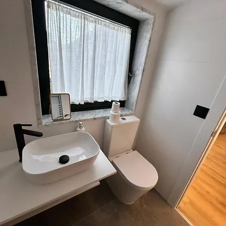 ゲストハウス Do Catro 3*