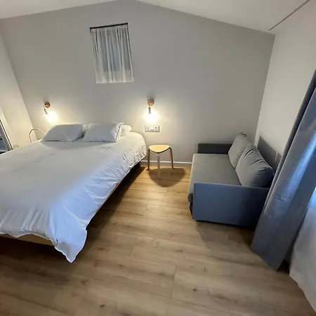 Do Catro Πανσιόν Puebla de Trives