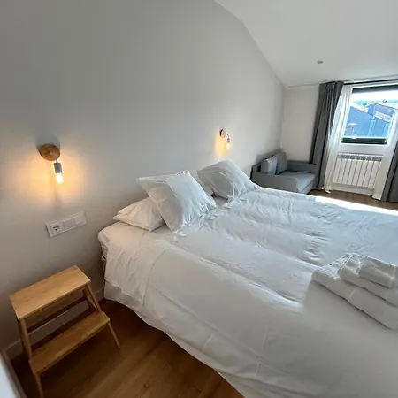 Do Catro ゲストハウス ポブラ・デ・トリーベス